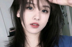 网红照片女生,探寻时尚女生的独特风采